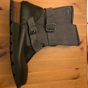 Sorel boots size 7.5